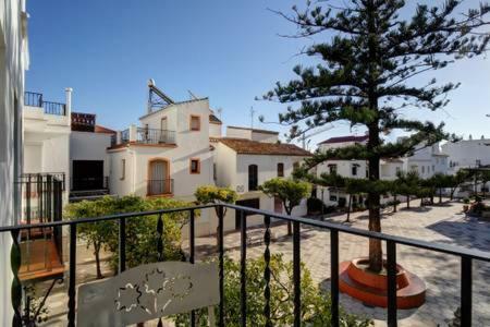 La Casa Del Reloj Apartment Estepona Ngoại thất bức ảnh